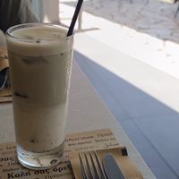 Iced Macha Latte mit Sojamilch at Ilo-Ilo in Corfu