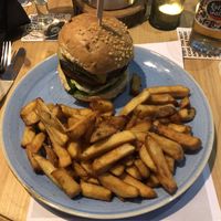 mushroom burger at The Ship Inn in Holt