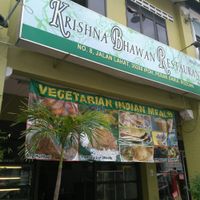 street sign and entrance at Krishna Bhawan Restaurant in Ipoh