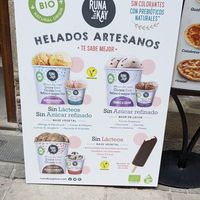 Vegan ice cream sign in the street (June 2023) at Congelados Acevedo in Navarra