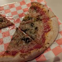 On Trend (Vegan Bee-Sting) at Swan Dive in Rochester