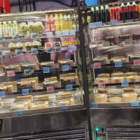 Fridge with pre-packed options at Sushi Supply in Hamburg