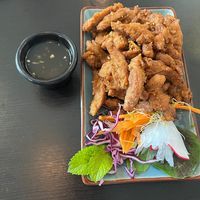 Muu Thood Krathiam at Thai Vegan Kitchen in Helsinki