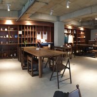 2nd floor table seating at Sunny House - 써니브레드 in Seoul