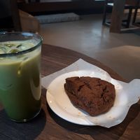 Matcha and choco at Sunny House - 써니브레드 in Seoul