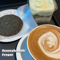   at Sunny House - 써니브레드 in Seoul