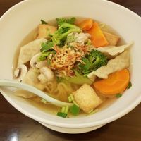 Wonton noodle soup at Simple Joy in Honolulu