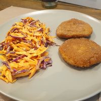 Tofu escalopes with slaw at El Med Veg in Tenerife