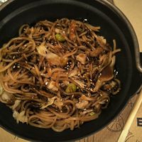 Yakisoba vegetal at El Cuenco Dorado in Burgos