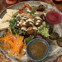 Salat mit Falafel  at Esfigueral in Ibiza