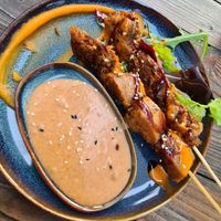 SeitenSpieße mit ErdnussSauce at GAO Vegan in Leipzig