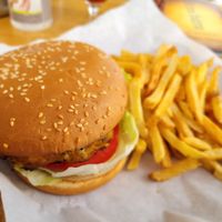 Vegan burger at Birra Birra in Mykonos