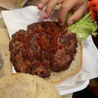Hamburguesa vegana!!! at Dos Caballos in Navarra