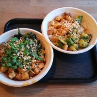 Tofu cashew bowl variants at Rice Up - The Circle in Kloten