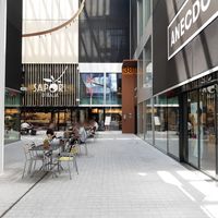 "Outdoor" seating at Rice Up - The Circle in Kloten