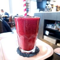Smoothie red breeze (6€) at Mokkabar in Roeselare