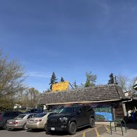 Side of the building where a few other business are located😄 at Sundance Natural Foods in Eugene