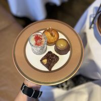 Eaton Mess, honeycomb brownie, cranberry frangipane tart, chocolate cheesecake #Veganuary at Gotham in Manchester