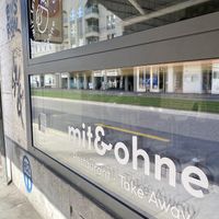 Aussenansicht  at mit & ohne in Zurich