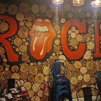  at Faroles Taberna Rock in Valladolid