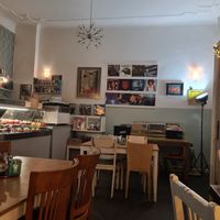  at Superhero Records in Berlin