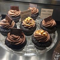 cupcakes at Superhero Records in Berlin