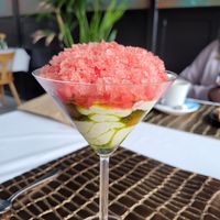 Vegan dessert met kokoscreme, watermeloen, cantaloepe at Café Wetemans in Leveroy