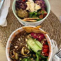 Vegan and vegetarian bowls at Mama Bowl in Istanbul