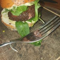 The mini burgers are smaller than they look on the pictures, but still big enough to fill oneself at Submarine Burgers in Zadar