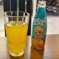 Papier Limonade at Submarine Burgers in Zadar