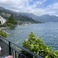 Eating by the lake  at Zee in Weggis
