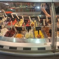 All fruit ice is vegan at Gelatomania in Taormina