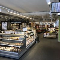 View from dntrance at EkoPlaza - Bergse Dorpsstraat in Rotterdam