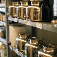 Package free fluid products  at Rico Lab in Antwerpen