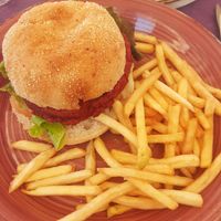 Vegan burger at Gusto BistroBar in Blanes
