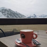 Oat milk cappuccino at Oxygène Café in Tignes