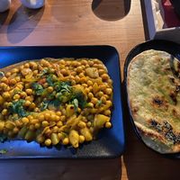 Chickpea curry with naan at Kashmir in Brasov
