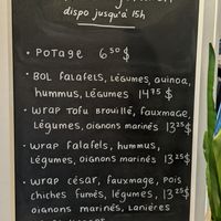 Menu Vegetalien at Le Philtre Café in Quebec