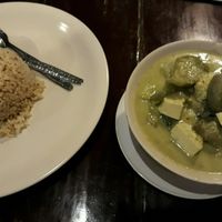 Green Curry with tofu and brown rice at Mut Mee Restaurant in Nong Khai