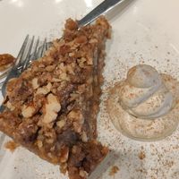 Vegan apple pie with cashew cream at Local - Av 24 in Lisbon
