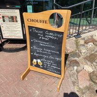 Vegan burger marked on outside at Bosbrasserie In de Sluis in Well