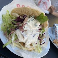 Tomate und anderes Gemüse fehlen, doch Seitan und Brötchen sind wirklich lecker!  at Falafel Sultan in Hannover