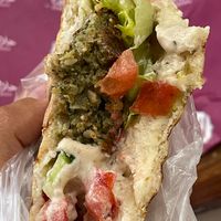 фалафель так себе. какой-то сырой, как пюре. at Arabiana in Sevastopol