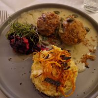 Königsberger Klöpse at Place to V in Lenzen Elbe