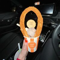 VEGAN BISCOFF LOOP + 2 SCOOPS  at Loop and Scoop in Glasgow