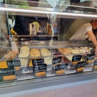 All the ones with 'sorbet' noted are vegan at Lutteke in Zwolle