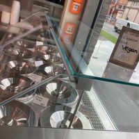 Vegan ice cream at Kaffeesaurus in Bonn