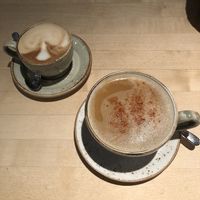 Cappuccino and warm apple cinnamon orange drink at Max Pett in Munich