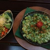 Vegan noodles with non dairy cheese at Max Pett in Munich