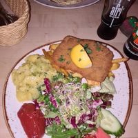  at Max Pett in Munich